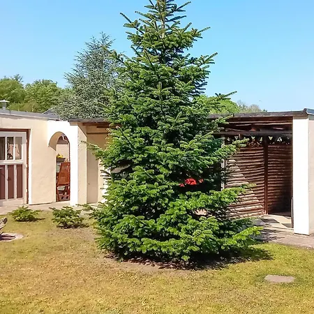 2 Bedroom Gorgeous In Luebtheen-garlitz Lejlighed